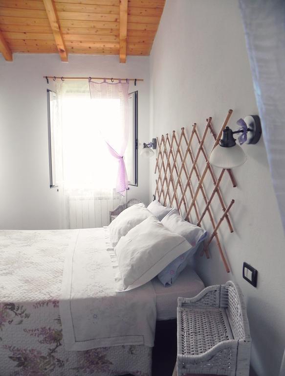 B&B I Glicini Vescina Kültér fotó